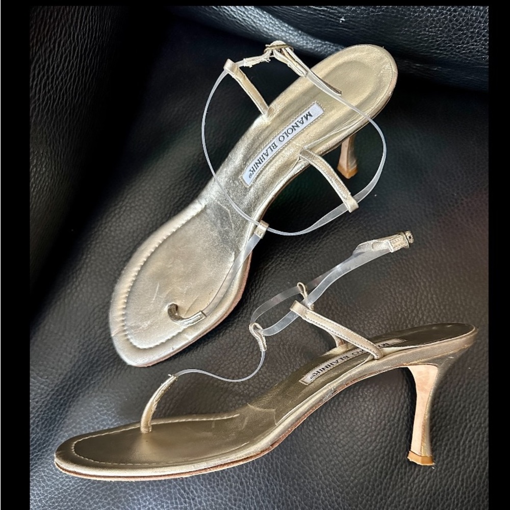 MANOLO BLAHNIK METALLIC GOLD LEATHER CLEAR PVC STRAPPY HEELS SANDALS THONG 40.5 - Picture 1 of 12